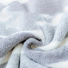 Absorbent Dogs Bathrobe Microfiber Dog Towel Fast Drying Pet Dressing Gown_10