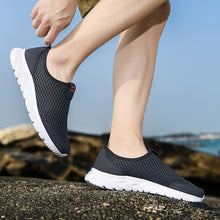 Slip On Fabric Upper Mens Breathable Knit Sneakers_1