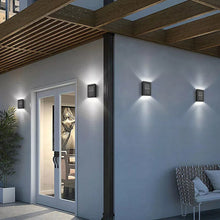 Solar Powered Up and Down Spot Lights Outdoor Wall Light_3