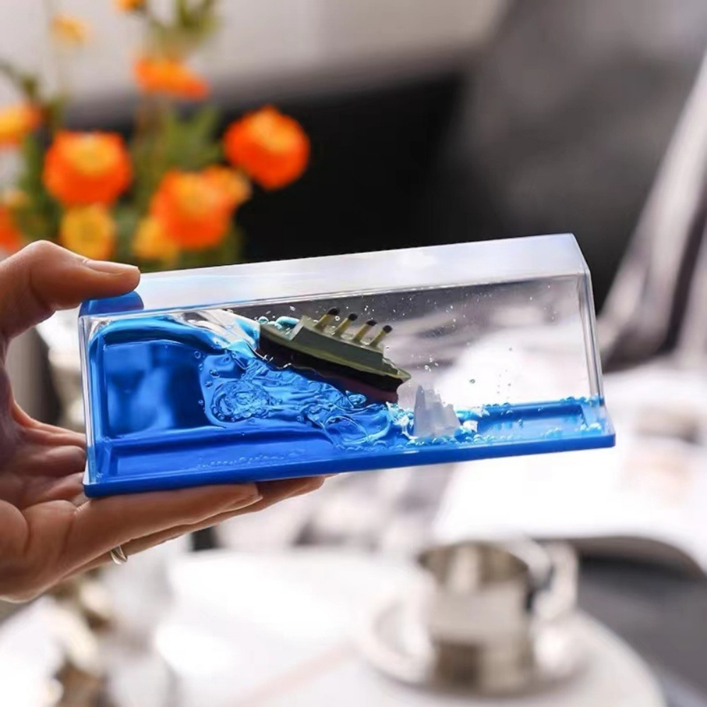 Cruise Ship Fluid Drift Bottle Desktop Decoration_0