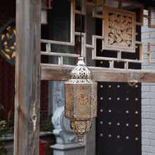 Luxury Baroque Style Hollow Projection Lantern