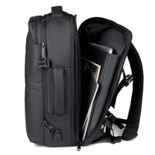 Lightweight Expandable Cabin Backpack with USB Port