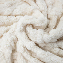 Lightweight Fluffy 3D Jacquard Weave Texture Blanket