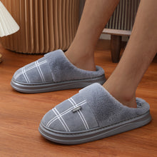 Winter Warm Men's Oversized Slippers for Home Use