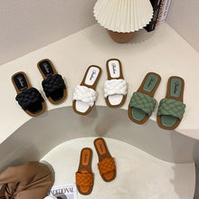 Ladies Outdoor Beach Flip Flops