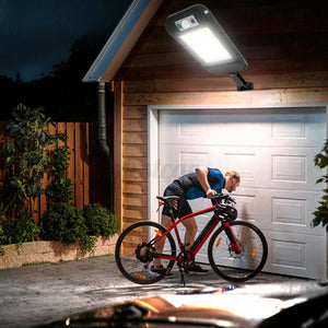 PIR Motion Sensor Outdoor Solar Lamp & Remote Control