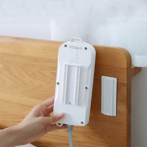 Retainer for Plug Outlet
