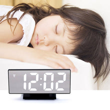 USB Plugged-in Digital Display LED Mirror Alarm Table Clock_4