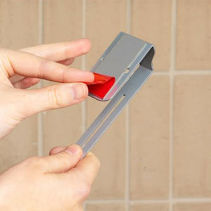 Self-Adhesive Under Cabinet Horizontal Tumbler Lid Organizer_3