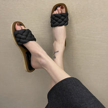 Ladies Outdoor Beach Flip Flops