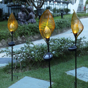 Outdoor Art Metal Leaf Design Solar Light