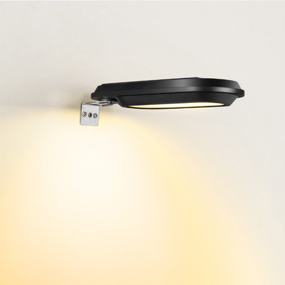 18 LED Outdoor Solar Powered Street Light