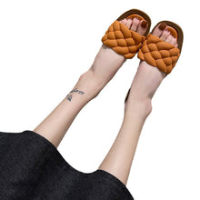 Ladies Outdoor Beach Flip Flops